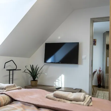 Matravoelgy Apartmanhaz Apartament Pásztó