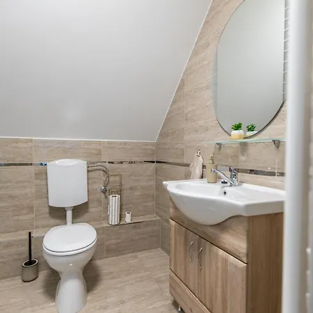 Matravoelgy Apartmanhaz *