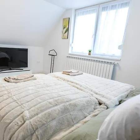 Matravoelgy Apartmanhaz Pásztó