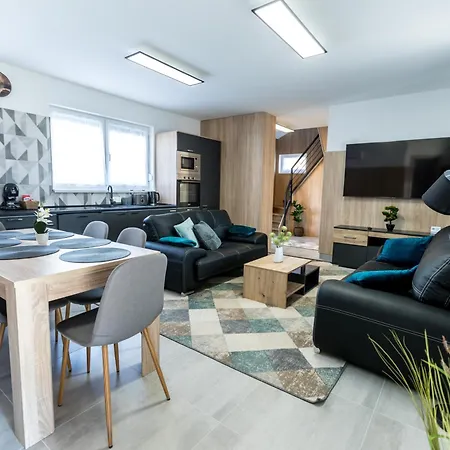 Matravoelgy Apartmanhaz Pásztó