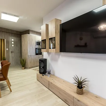 Matravoelgy Apartmanhaz *