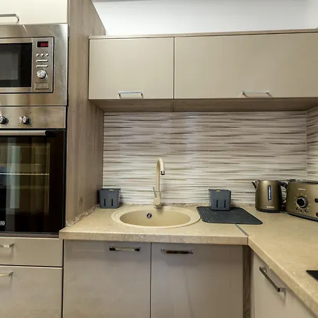 Matravoelgy Apartmanhaz * Pásztó