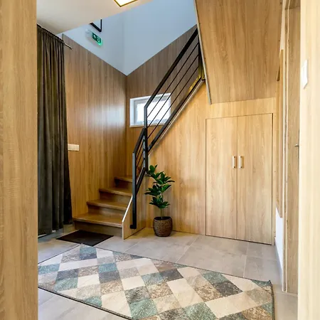 Matravoelgy Apartmanhaz *
