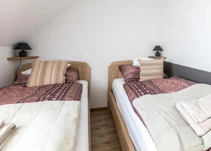 شقة Matravoelgy Apartmanhaz Pásztó